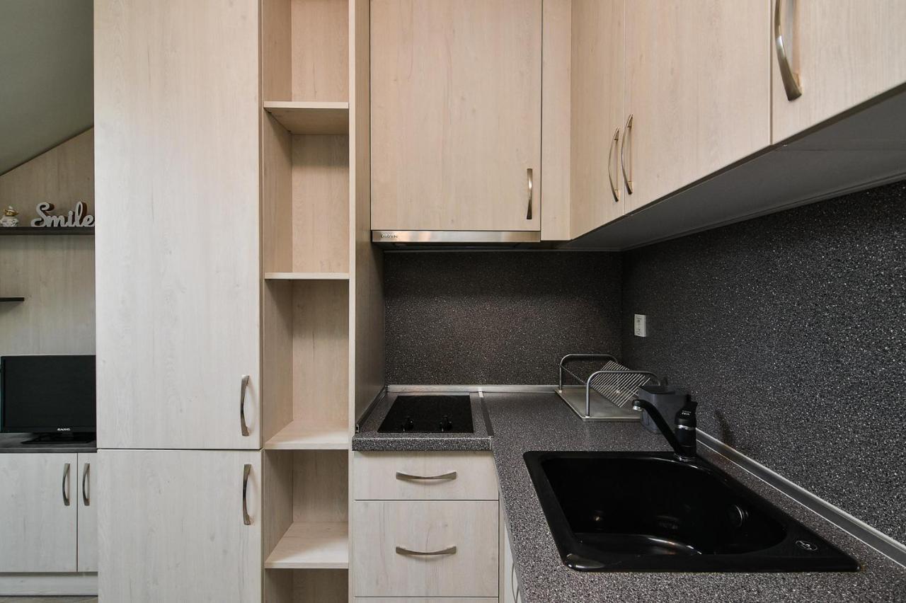 Small Studio On Budget In The Heart Of City Varna Extérieur photo