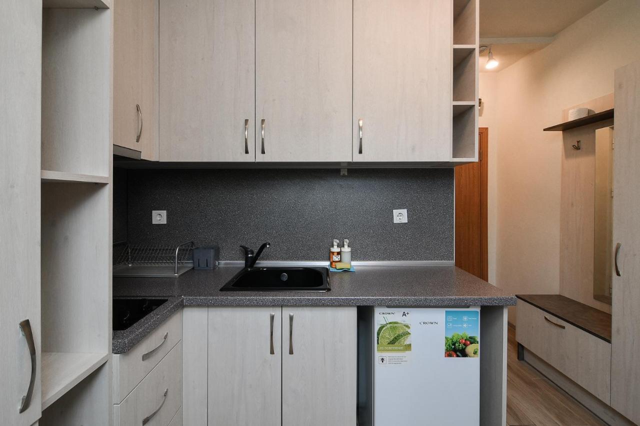 Small Studio On Budget In The Heart Of City Varna Extérieur photo