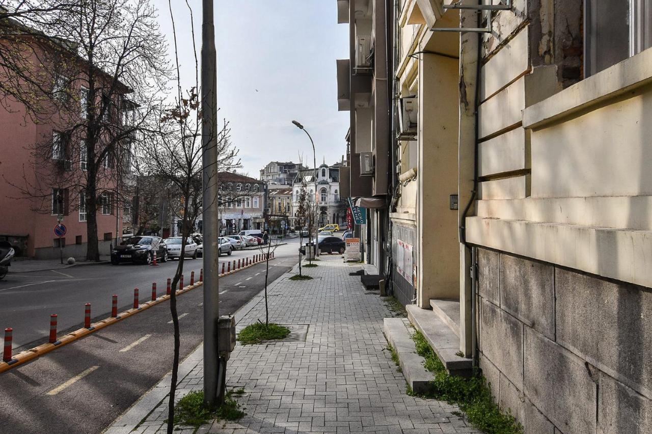 Small Studio On Budget In The Heart Of City Varna Extérieur photo