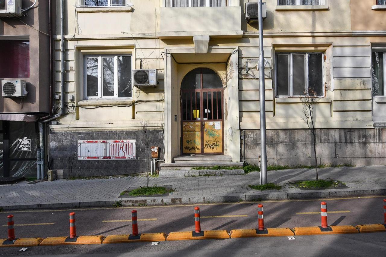 Small Studio On Budget In The Heart Of City Varna Extérieur photo